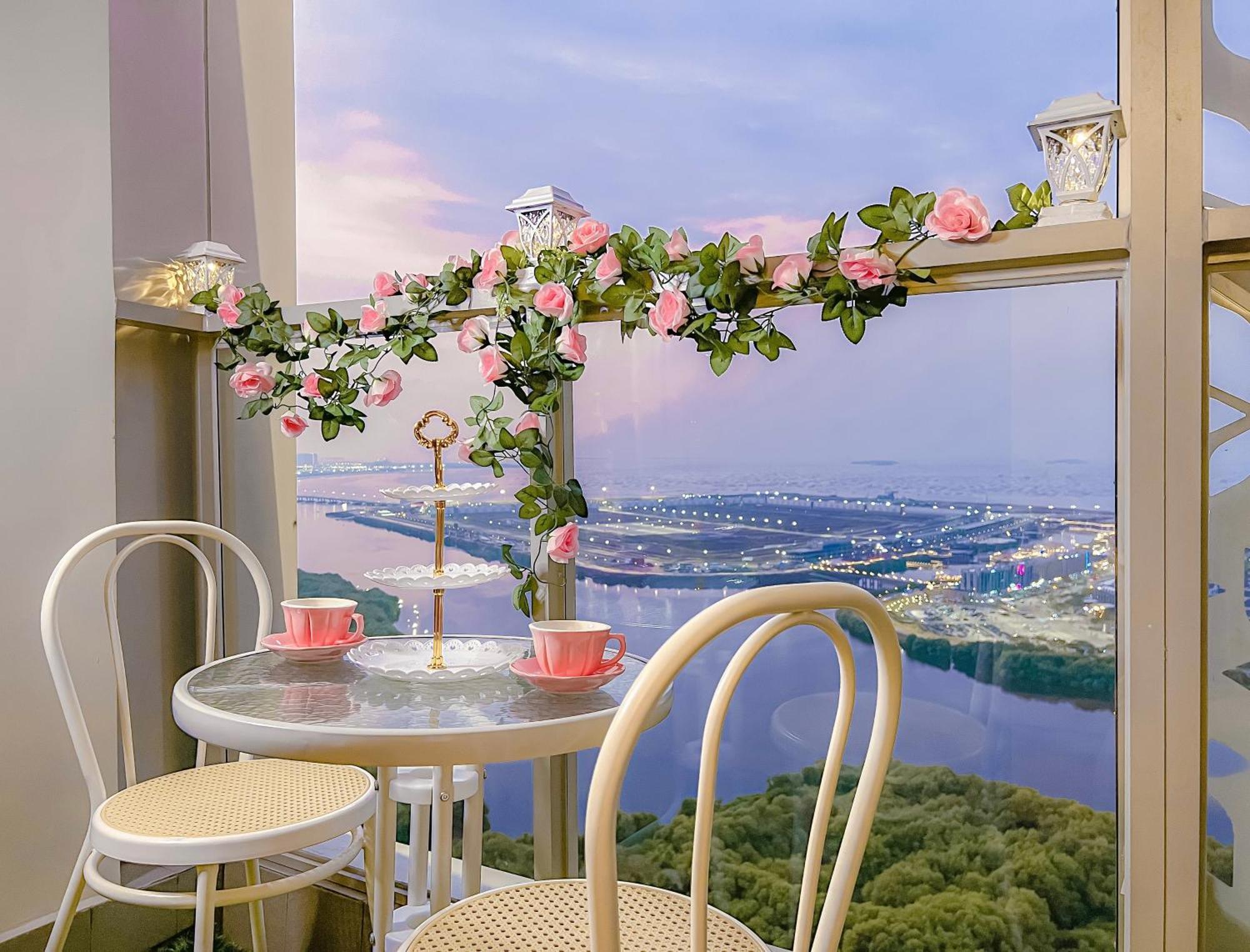 Gold Coast Pik Apartments By Host Jess จาการ์ตา ภายนอก รูปภาพ